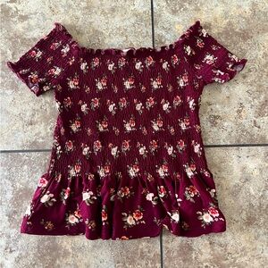 Floral maroon short sleeve top. Size L